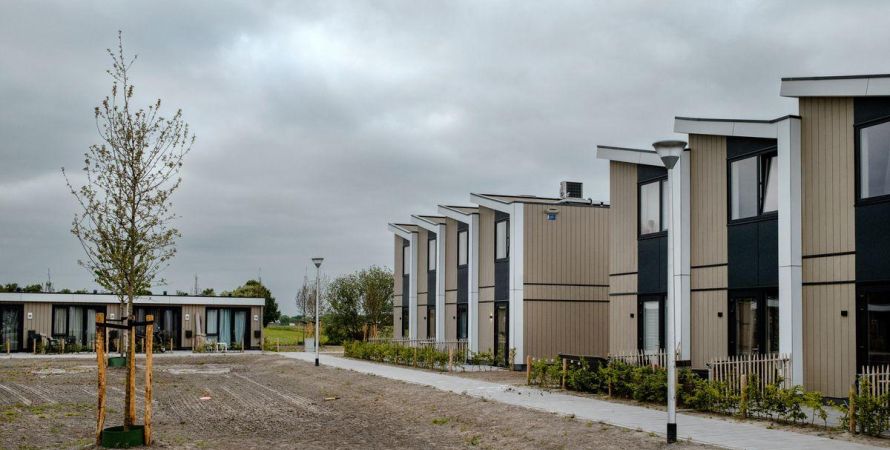 De Gemeente Moerdijk en WIJK tekenen intentieovereenkomst voor 95 tijdelijke huurwoningen