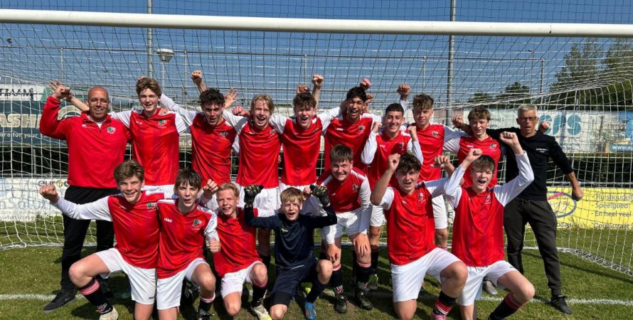 Fendert JO16-2 kampioen