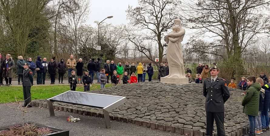 Watersnoodramp herdacht met herinneringen en oog voor de toekomst