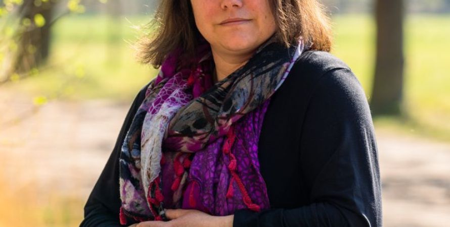 Sarah Tulling te gast bij Vrouwenvereniging Fijnaart en Omstreken