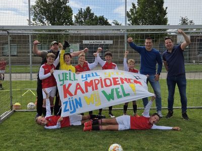 VV De Fendert JO10 Kampioen!