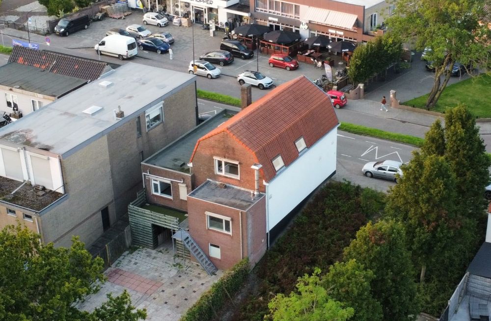 Gemeente ontkent plannen voor arbeidsmigrantenhuisvesting aan Molenstraat, maar laat pand controleren
